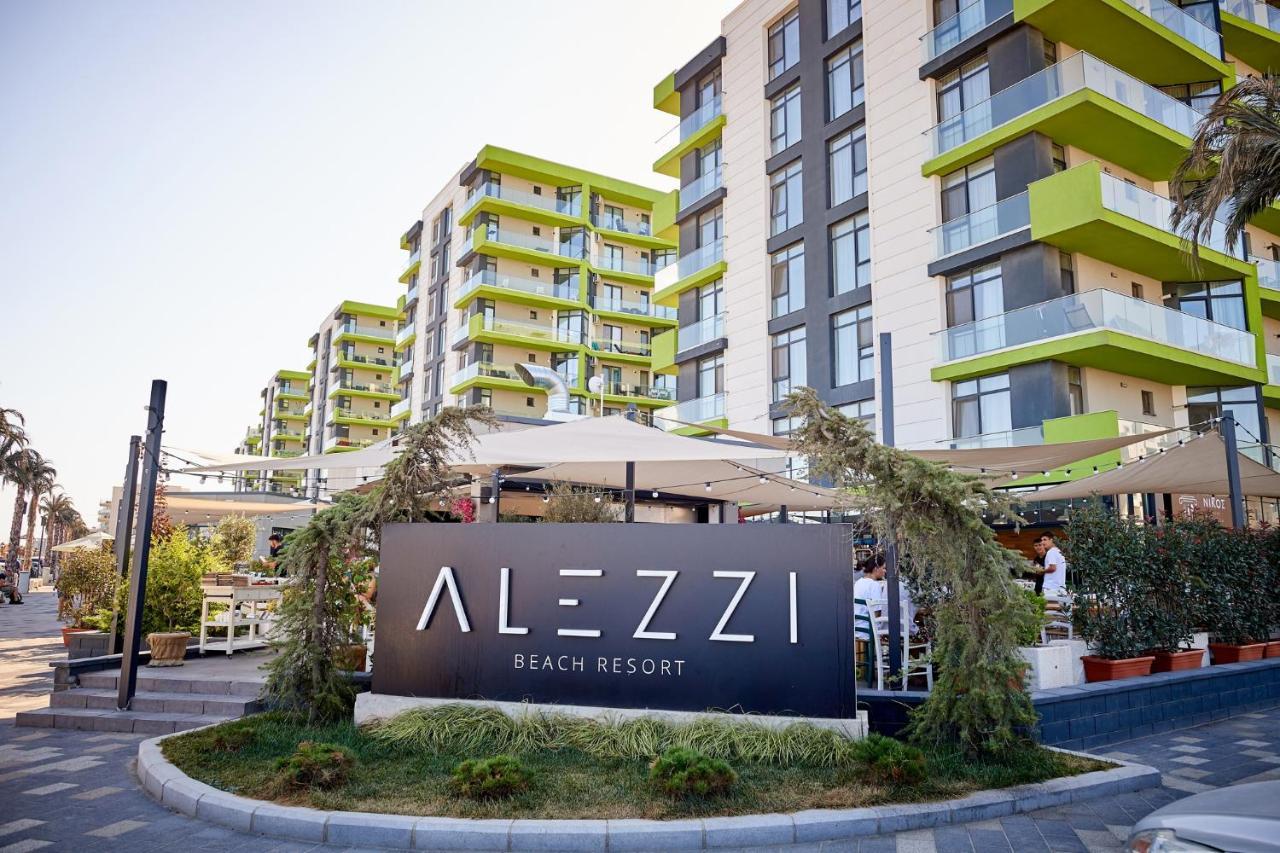 Maya Apartment- Spa N Pools Beach Resort Mamaia Exterior photo
